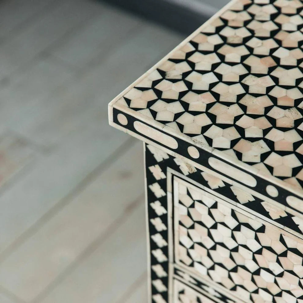 tragua pattern bone inlay dresser in black color